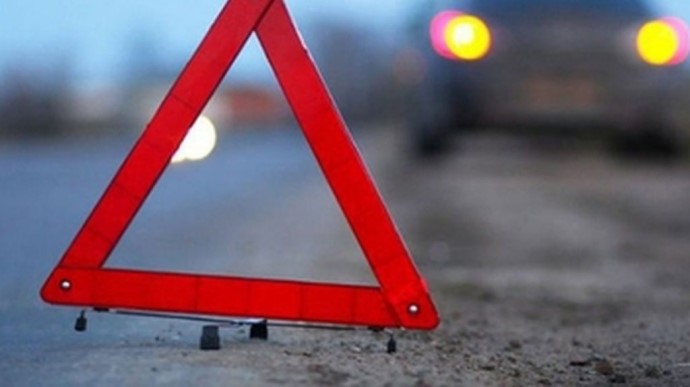 У Бердичівському районі Mercedes зіткнувся з Daewoo: травми отримали троє людей, серед яких і 13-річна дівчинка