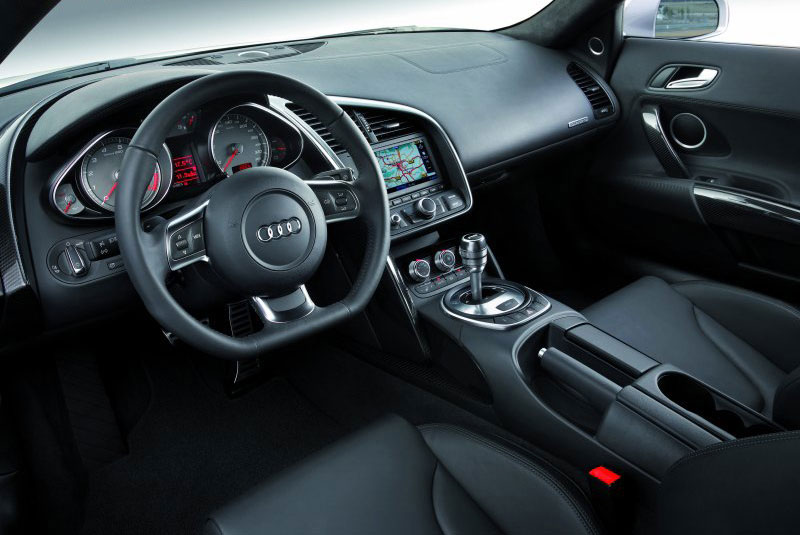 Audi R8 photo 1 800x535