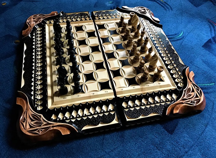 Оригінальні подарунки: дерев’яні шахи як варіант