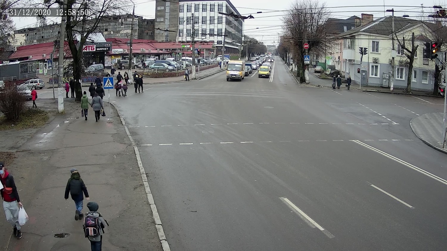 В Житомирі встановили камери відеоспостереження на перехресті вулиць Ольжича-Перемоги Фото 5