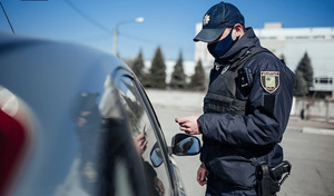 Поліції хочуть дозволити зупиняти автомобіль без поважної причини