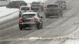 Житомирських водіїв попереджають про погіршення погодних умов та ожеледицю 7-8 січня