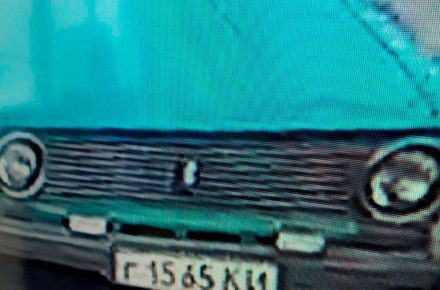 У Патрульній поліції просять допомоги в розшуку водія ВАЗу, який на стоянці біля Глобала в’їхав у Mazda