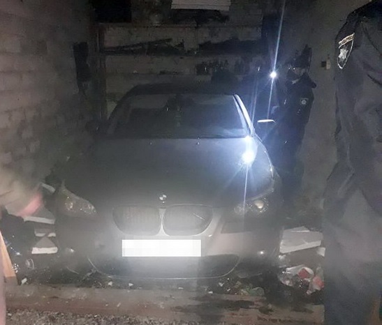 ​Завдяки камерам поліція розшукала чоловіка, який викрав чужий BMW в центрі Житомира