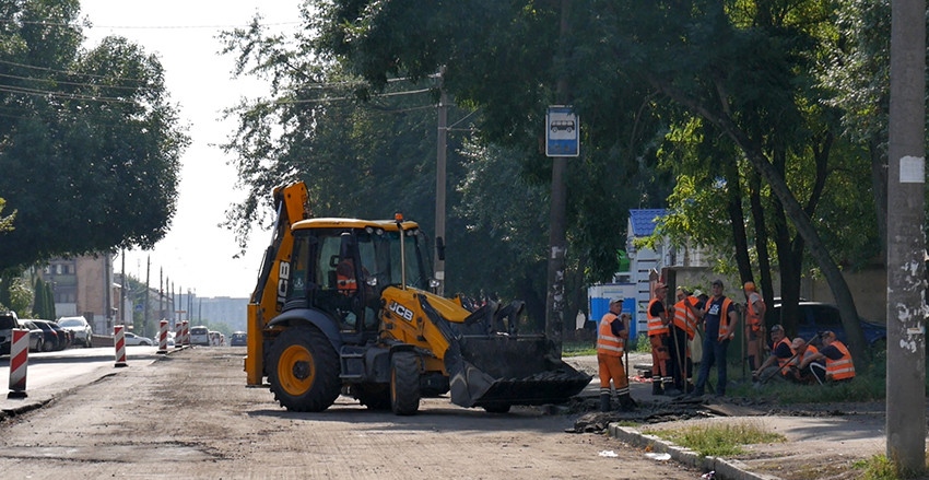 До вересня у Житомирі планують завершити роботи на вулиці Святослава Ріхтера та почати ремонтувати Театральну Фото 1