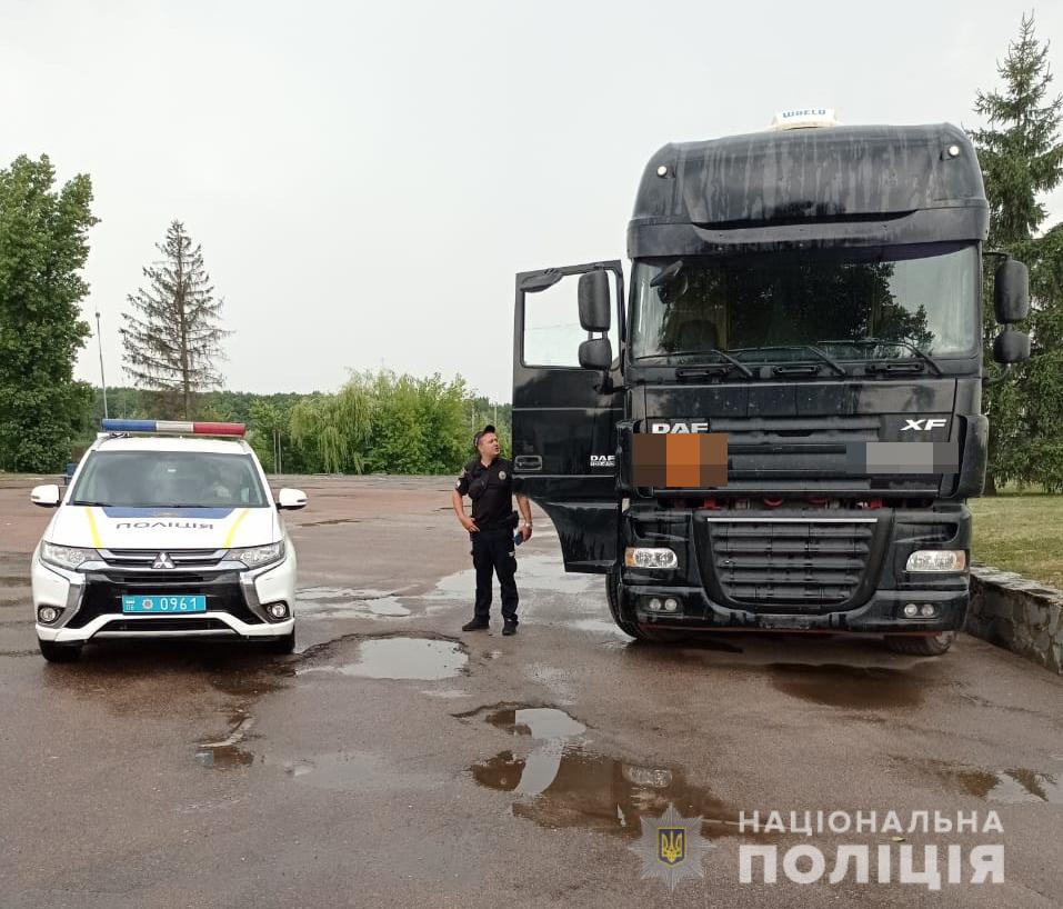 За два тижні на дорогах Житомирської області поліцейські зловили більш як півтори сотні п’яних водіїв
