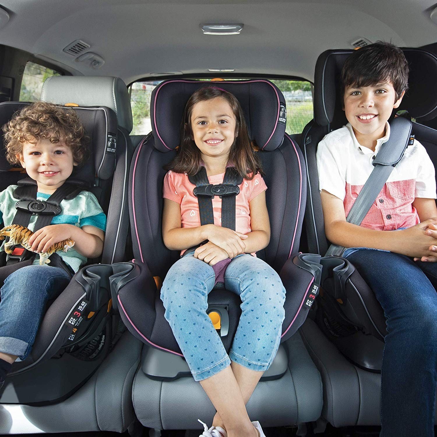 Детское кресло в автомобиле – обязательно! Почему?
