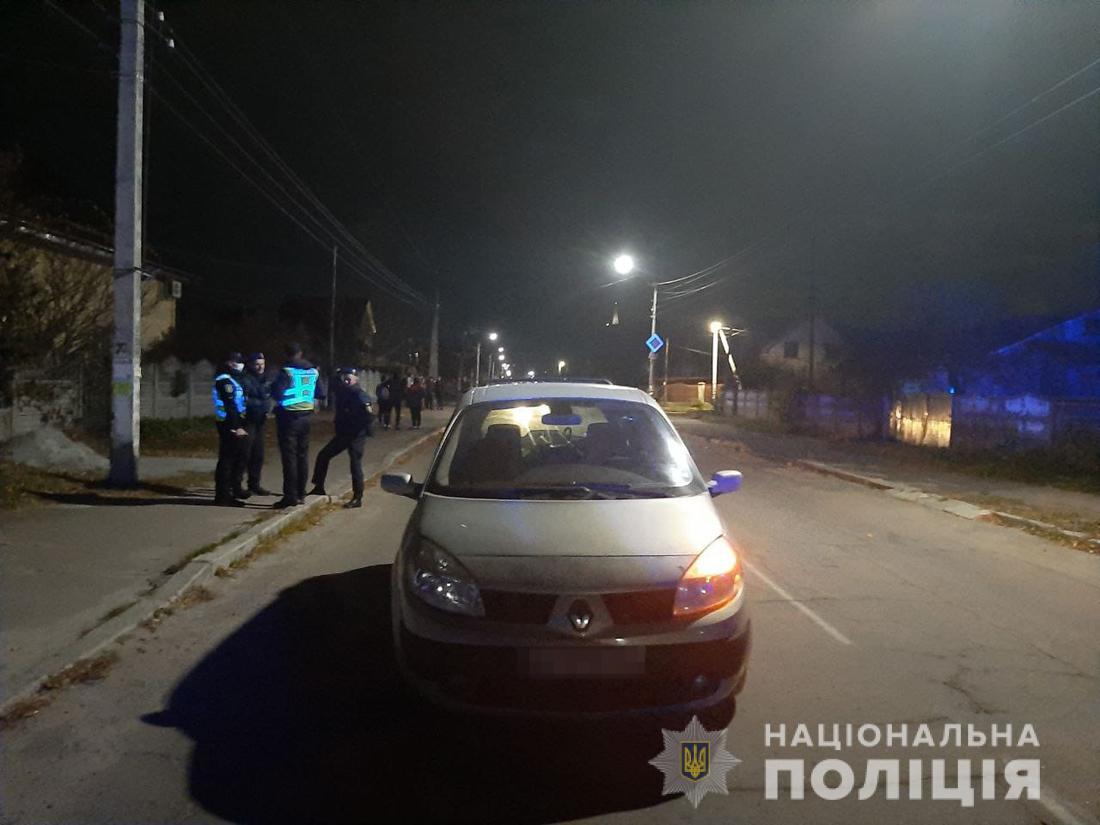 У Житомирі нетверезий водій на Renault на смерть збив пішохода та втік, а потім сам прийшов у поліцію