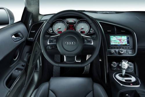 Audi R8 photo 2