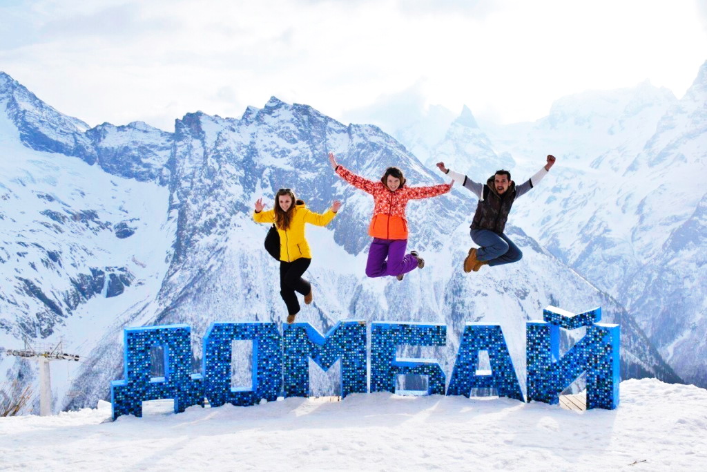 Настоящая сказка: почему Домбай - отличный вариант зимнего отдыха